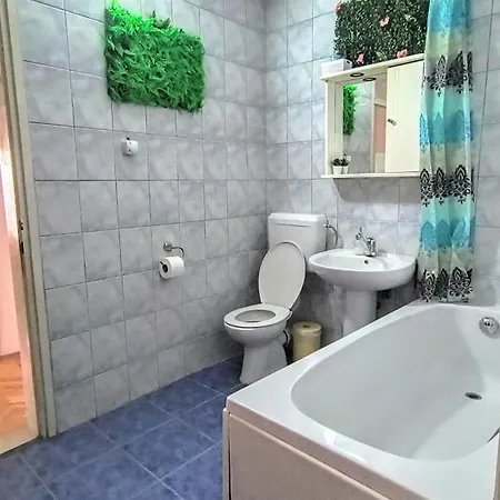 Maya's Place
