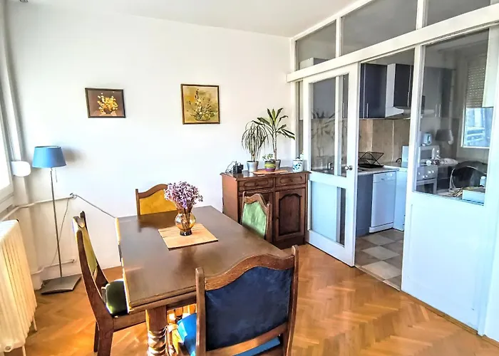 Maya's Place Appartement *